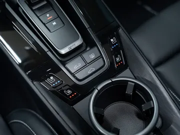 Car image 50