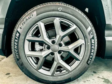 Car image 45