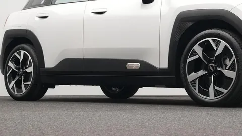 Car image 22