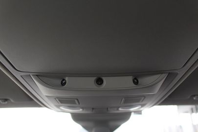 Car image 36