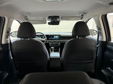 Car image 15