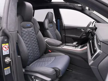 Car image 49