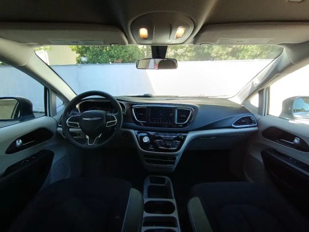 Chrysler Pacifica 211 kW image number 9