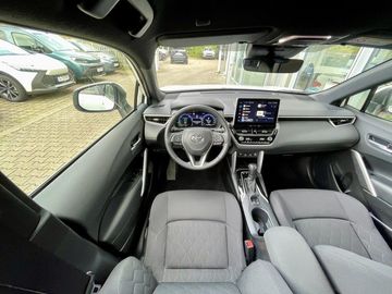 Car image 11