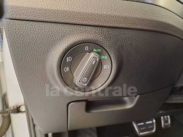 Skoda Superb 1.4 TSI Sportline 160 kW image number 23