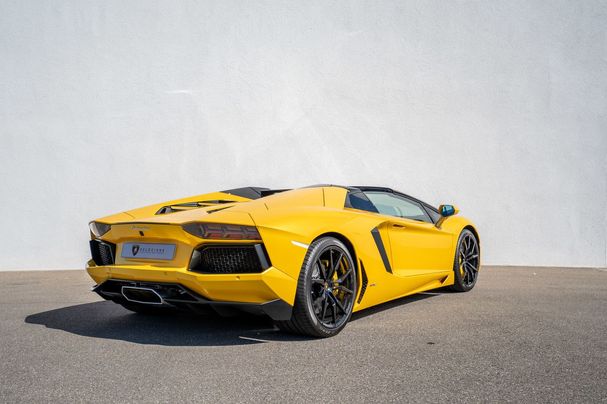 Lamborghini Aventador Roadster LP700 4 515 kW image number 1