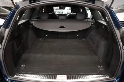 Car image 39