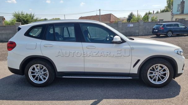 BMW X3 sDrive18d Advantage 110 kW image number 3