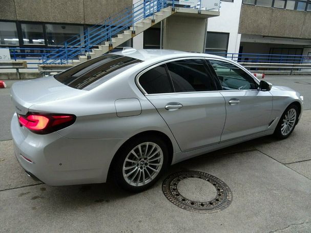 BMW 520d 140 kW image number 12