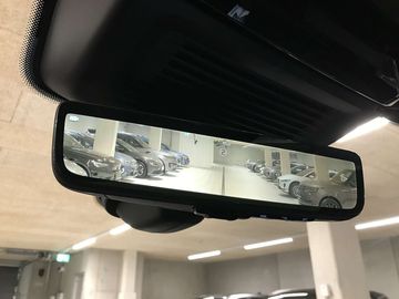 Car image 31