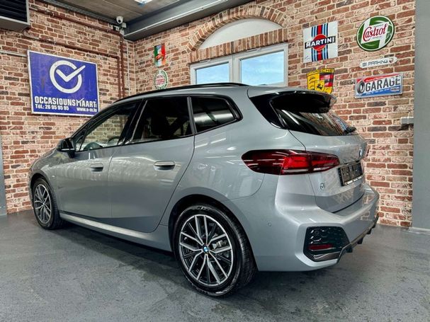 BMW 220i Active Tourer 125 kW image number 2