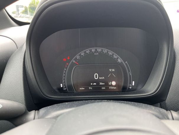 Toyota Aygo X 53 kW image number 11