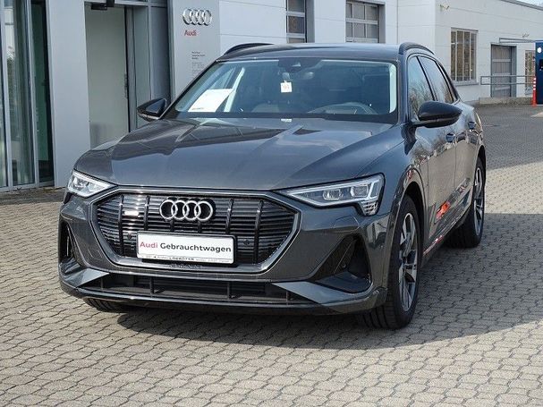 Audi e-tron 50 quattro S-line 230 kW image number 2