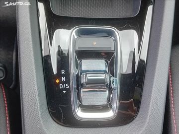 Car image 30