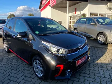 Car image 30