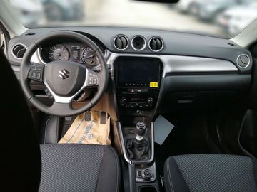 Car image 10