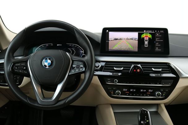 BMW 530 e 215 kW image number 7