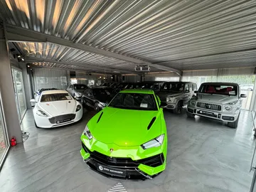 Car image 40