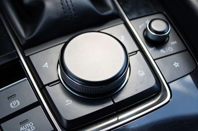 Car image 31