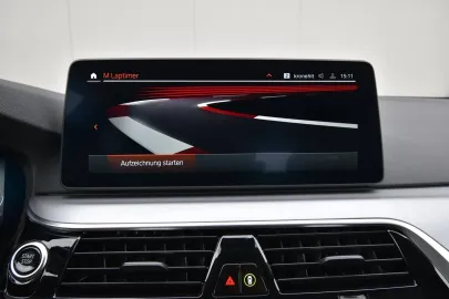 Car image 38