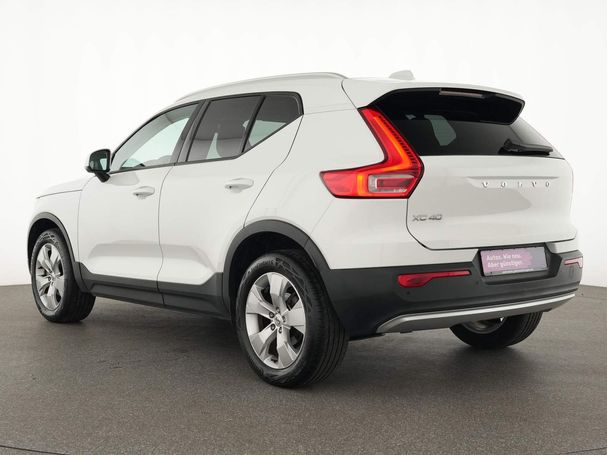 Volvo XC40 Momentum 110 kW image number 8