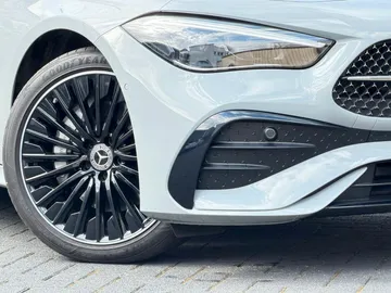 Car image 38