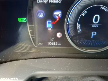 Car image 32