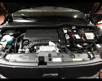 Car image 32