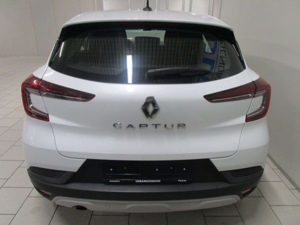 Renault Captur TCe 100 74 kW image number 2