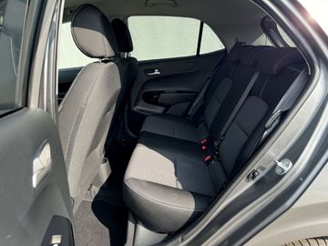 Car image 31