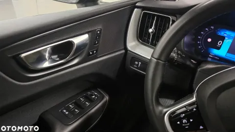 Car image 38