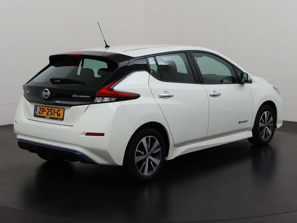 Nissan Leaf 40 kWh Acenta 110 kW image number 2