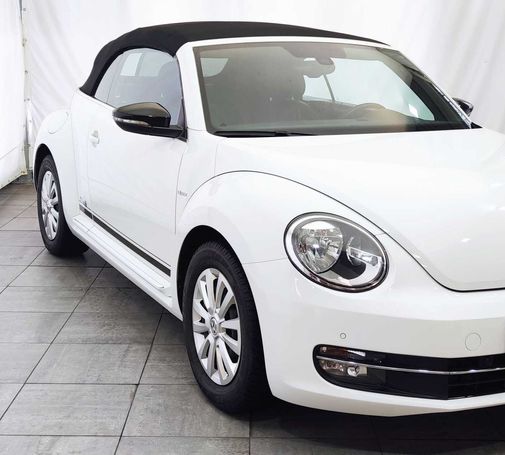 Volkswagen Beetle Cabriolet 1.2 TSI Club 77 kW image number 2