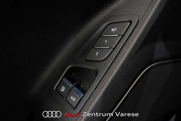 Audi Q3 45 TFSI Business 180 kW image number 15