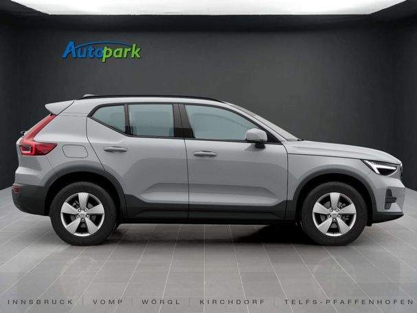 Volvo XC40 T2 Essential 95 kW image number 4