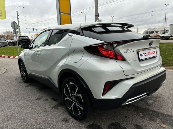 Toyota C-HR 2.0 Hybrid 135 kW image number 4