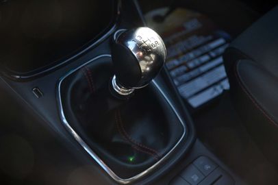 Car image 33