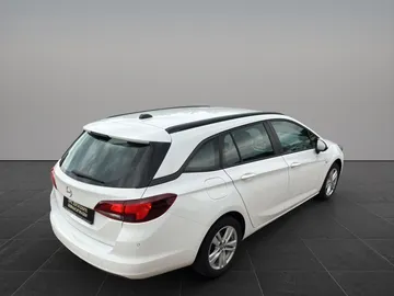 Car image 29