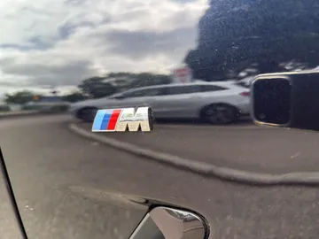 Car image 33