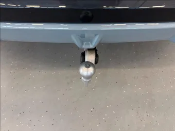 Car image 34