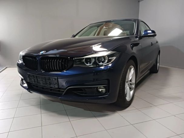 BMW 320i xDrive 135 kW image number 1