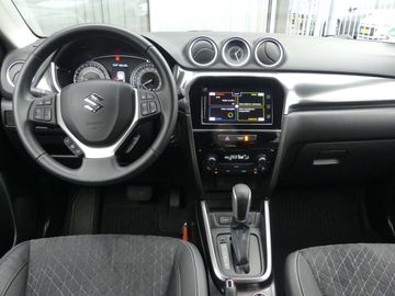 Car image 9