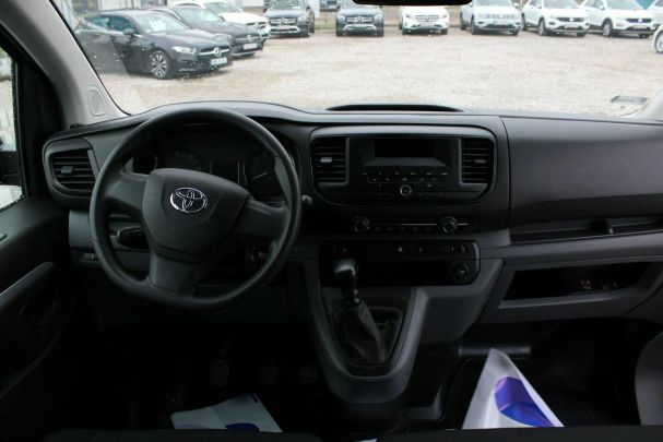 Toyota Proace 90 kW image number 24