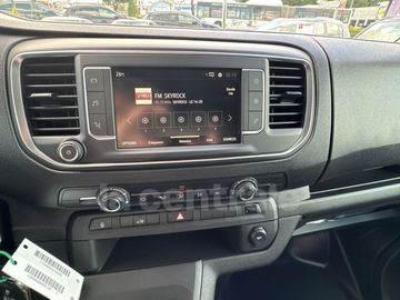 Car image 37