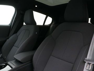 Car image 33