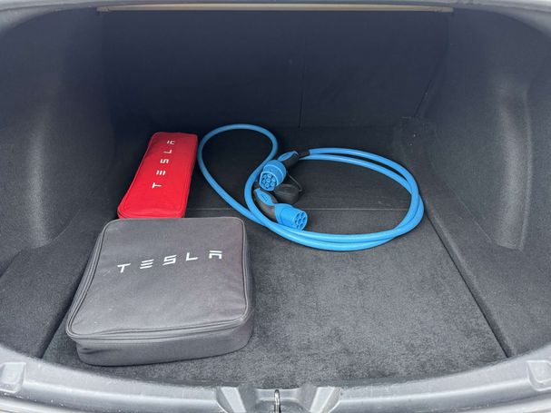 Tesla Model 3 60 Plus 225 kW image number 38