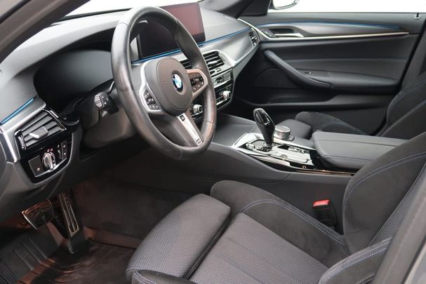 BMW 530 xDrive 218 kW image number 3