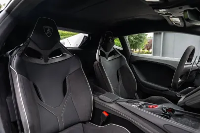 Car image 43