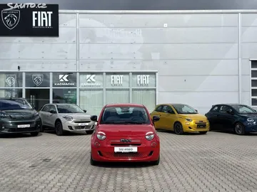 Car image 4