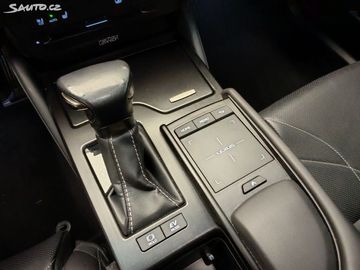 Car image 31